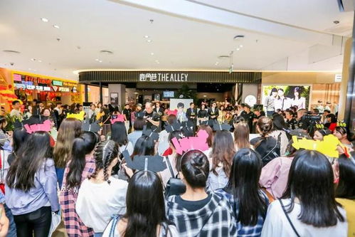 深耕零售業二十載，溫州商人引領名創優品與鹿角巷的品牌合作